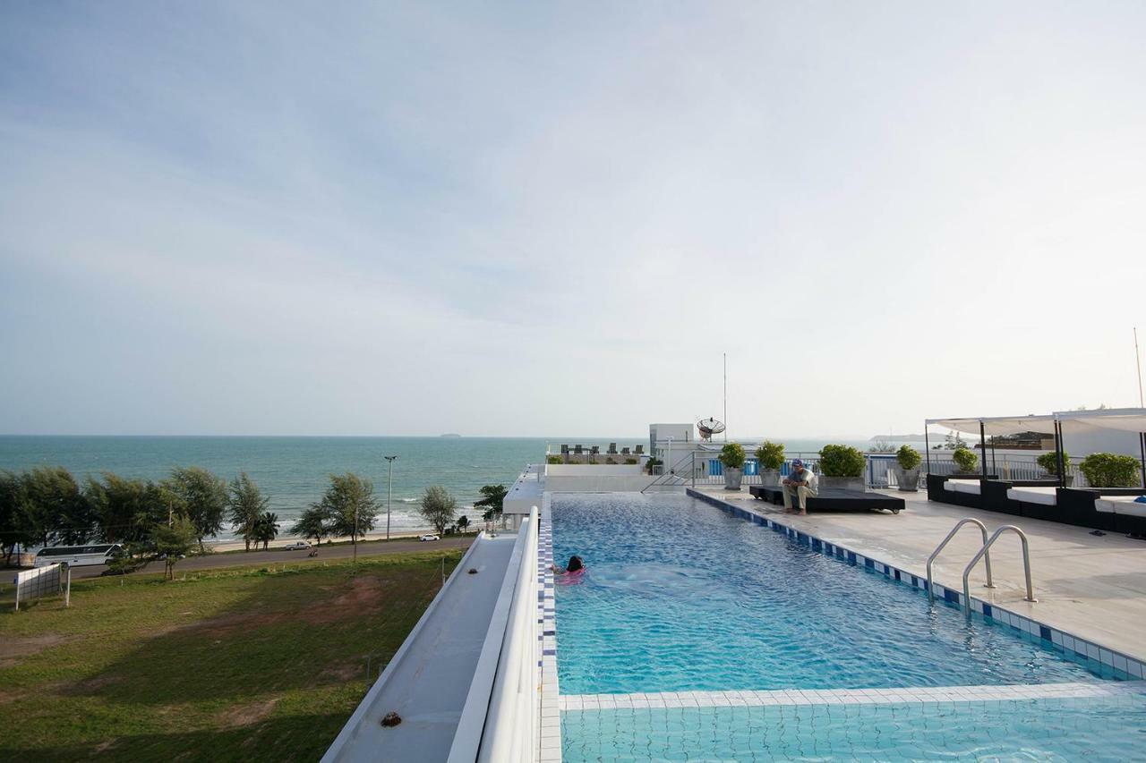 Mosaic Condominiuma62M By Malai Mae Phim Luaran gambar